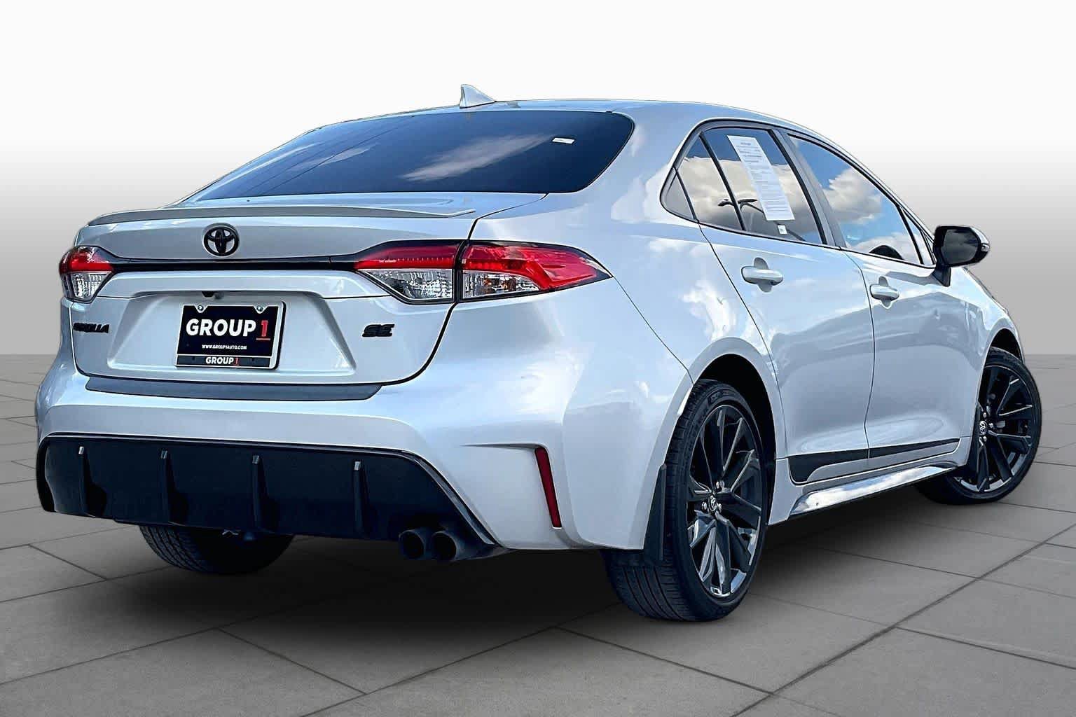 Used 2024 Toyota Corolla SE FWD image 13