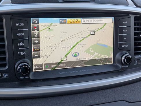 Used 2019 Kia Sorento SX w/ SX Touring Package FWD image 24