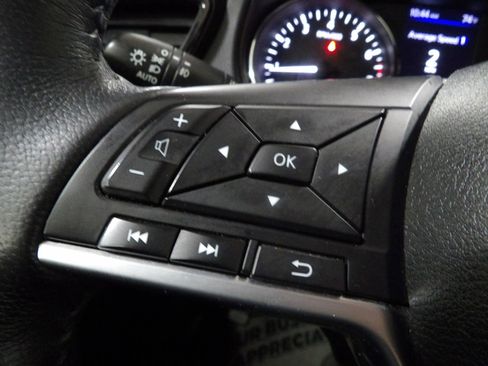 Used 2018 Nissan Rogue SL AWD/4WD image 17