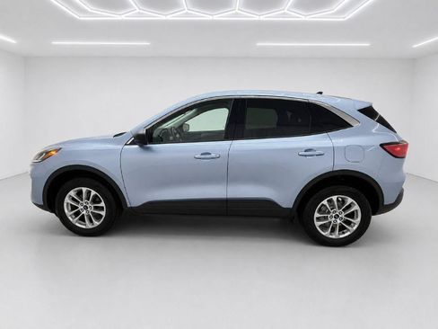 Used 2022 Ford Escape SE w/ Convenience Package AWD/4WD image 6