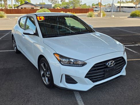 Used 2019 Hyundai Veloster 2.0 FWD image 7