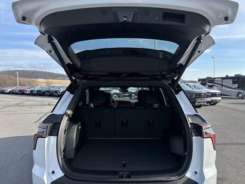 Used 2026 Chevrolet Equinox RS image 19