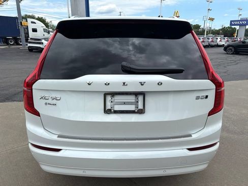 Used 2023 Volvo XC90 B5 Core w/ Protection Package Premier AWD/4WD image 7