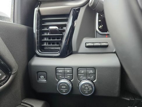 New 2026 GMC Sierra 3500 AT4 w/ AT4 Premium Plus Package image 13