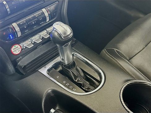 Used 2017 Ford Mustang GT Premium image 16