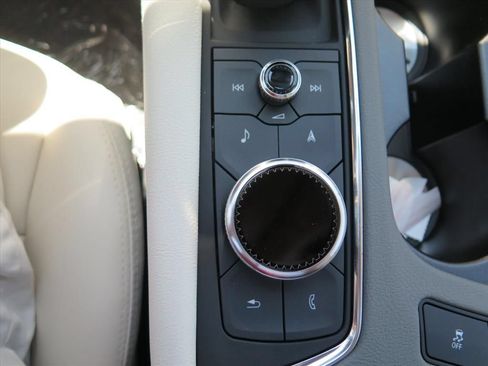 New 2026 Cadillac XT5 Premium Luxury w/ Driver Assist Package FWD image 13