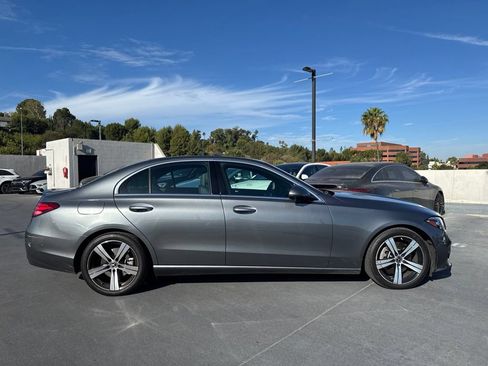 Used 2024 Mercedes-Benz C 300 4MATIC Sedan image 4