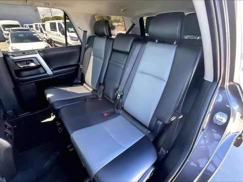 Used 2021 Toyota 4Runner SR5 Premium w/ Moonroof Package AWD/4WD image 29