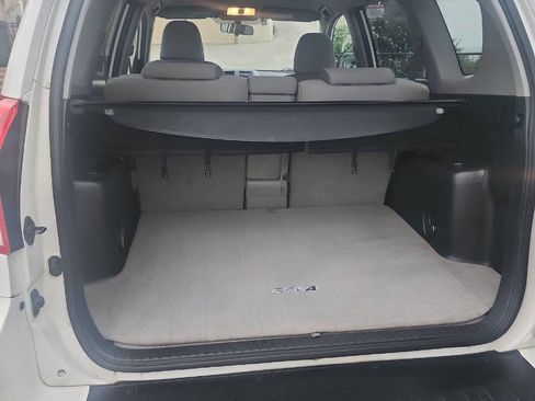Used 2010 Toyota RAV4 2WD image 9