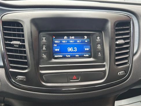 Used 2016 Chrysler 200 S image 19