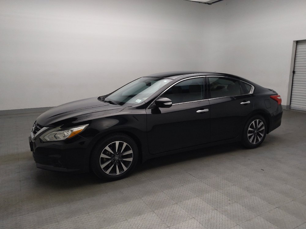 Used 2016 Nissan Altima 2.5 SL FWD image 2