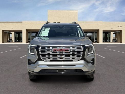 Used 2026 GMC Terrain Denali AWD/4WD image 2