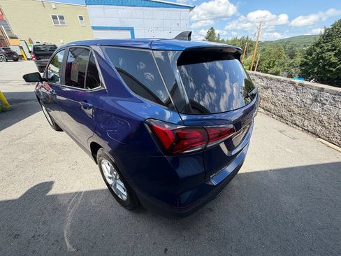 Used 2023 Chevrolet Equinox LT AWD/4WD image 3