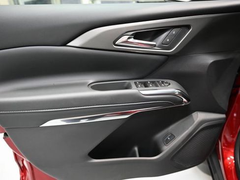 New 2026 Chevrolet Traverse LT w/ Driver Confidence Package image 24