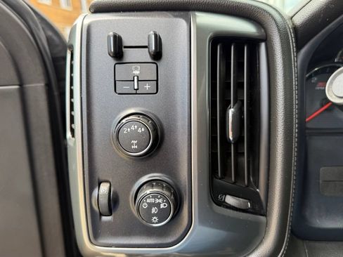 Used 2019 Chevrolet Silverado 2500 LTZ w/ Duramax Plus Package AWD/4WD image 33