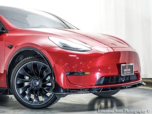 Used 2021 Tesla Model Y Long Range AWD/4WD image 2