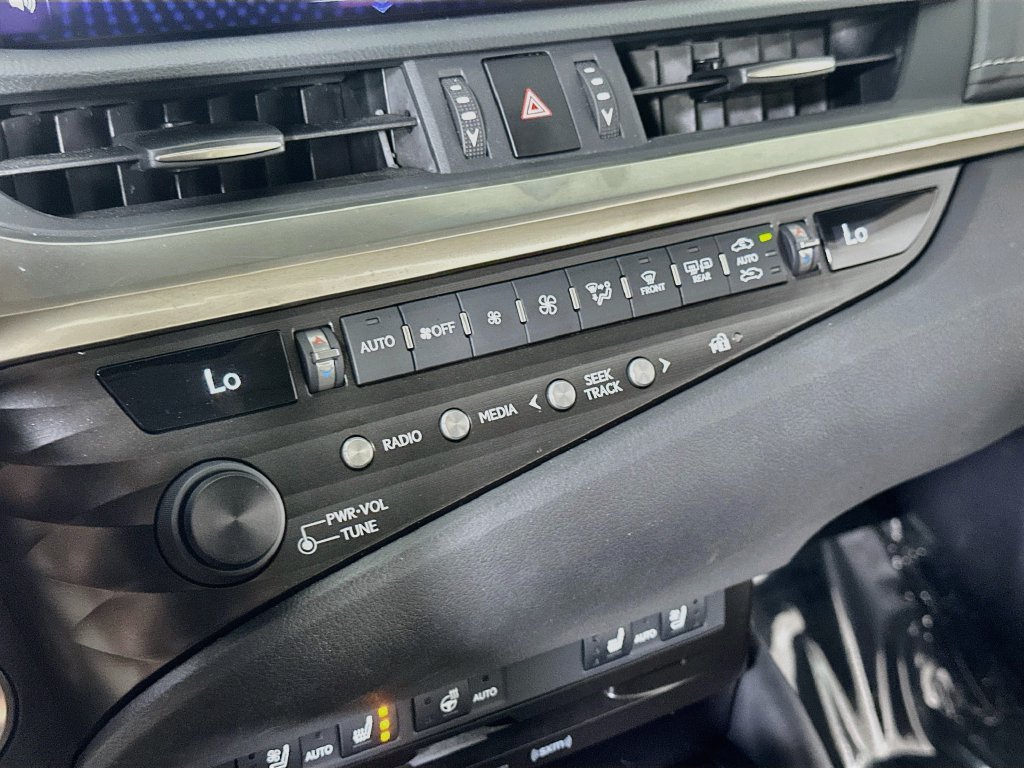 Used 2020 Lexus ES 350 w/ Premium Package FWD image 27