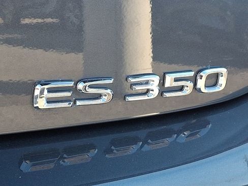 Used 2023 Lexus ES 350 w/ Premium Package image 30