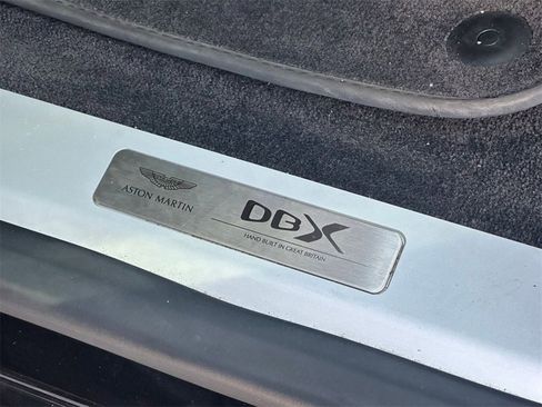 Used 2023 Aston Martin DBX 707 image 9