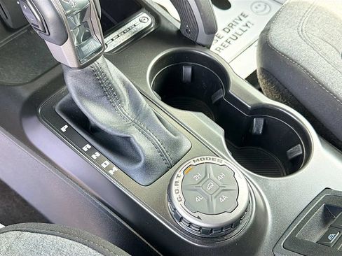 Certified 2023 Ford Bronco Big Bend w/ Sasquatch Package AWD/4WD image 19