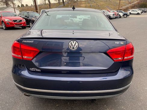 Used 2012 Volkswagen Passat TDI SE image 4