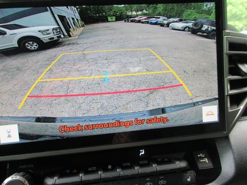 Used 2025 Toyota Tundra SR5 w/ SR5 Premium Package AWD/4WD image 11