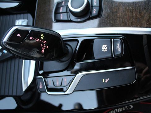 Used 2019 BMW X3 sDrive30i w/ Driving Assistance Package RWD image 24