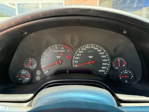 Used 1998 Chevrolet Corvette Coupe w/ Memory Pkg RWD image 21