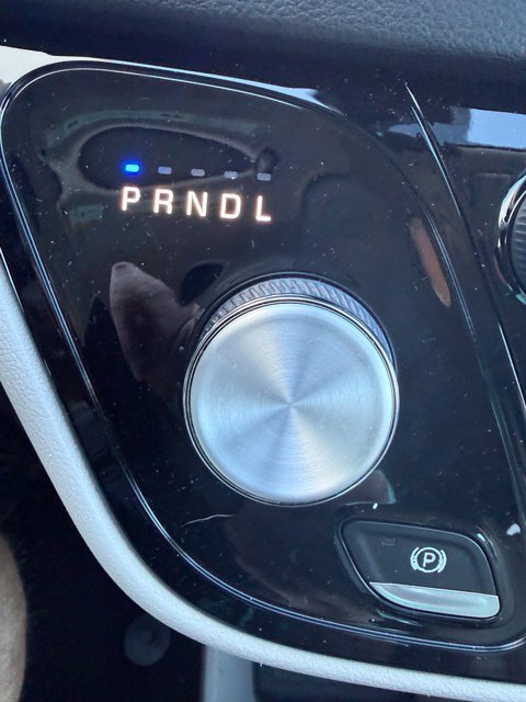 Used 2021 Chrysler Pacifica Touring-L FWD image 31