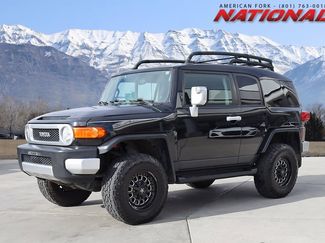 Used 2007 Toyota FJ Cruiser Base video 1