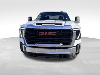 Used 2024 GMC Sierra 2500 Pro w/ Convenience Package video 2