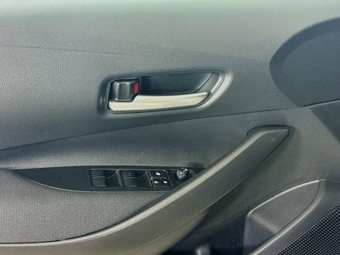 Used 2026 Toyota Corolla SE w/ SE Package image 17