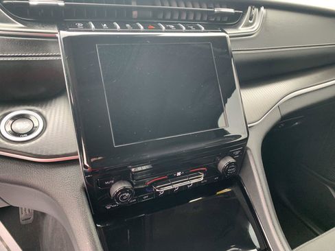 Used 2023 Jeep Grand Cherokee Laredo X image 16