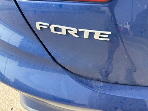 Used 2023 Kia Forte LXS FWD image 10