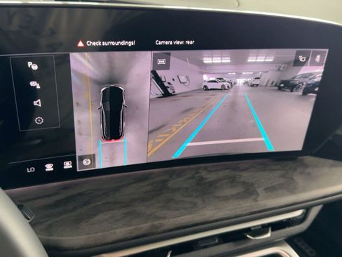 Used 2025 Audi Q5 Premium Plus w/ Premium Plus image 25