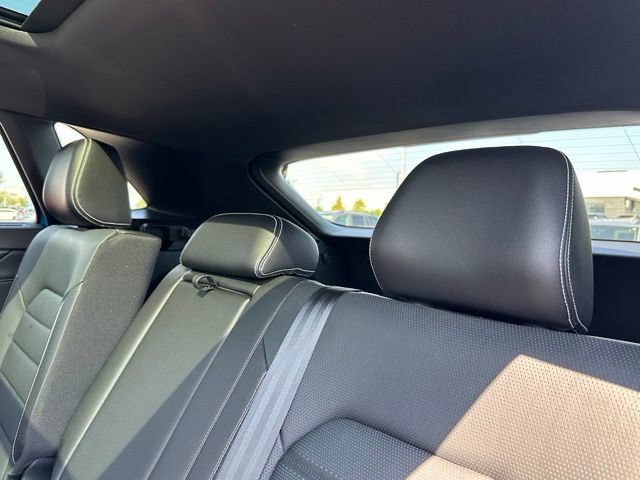Certified 2024 Volkswagen Atlas Cross Sport SEL AWD/4WD image 27