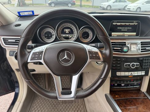 Used 2014 Mercedes-Benz E 350 Sedan image 28