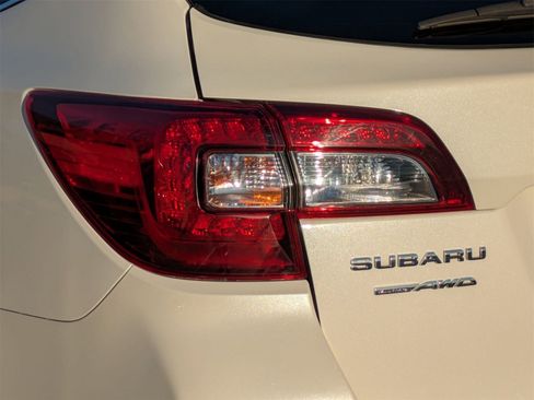 Used 2019 Subaru Outback 3.6R Touring w/ Popular Package #3A image 18