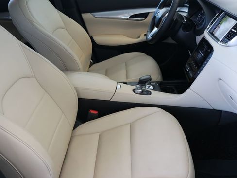 Certified 2020 INFINITI QX50 Luxe w/ Navigation Package image 31