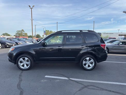 Used 2012 Subaru Forester 2.5XT Premium AWD/4WD image 6