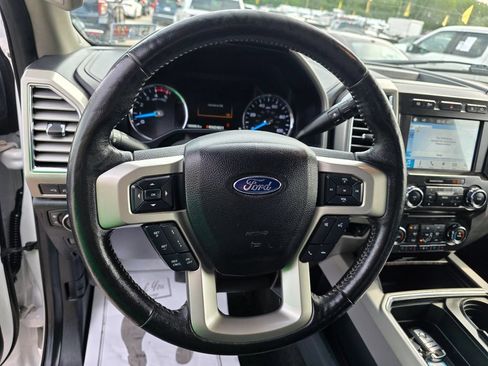 Used 2017 Ford F350 Lariat w/ Lariat Ultimate Package AWD/4WD image 27