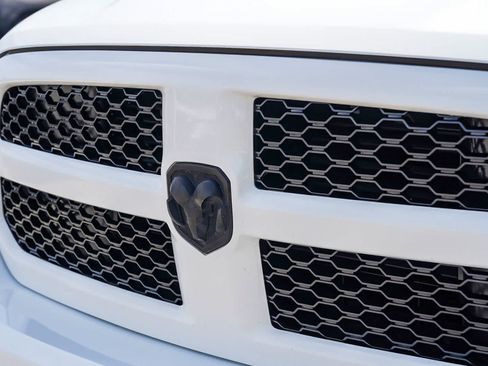 Used 2018 RAM 1500 Express w/ Express Value Package RWD image 8