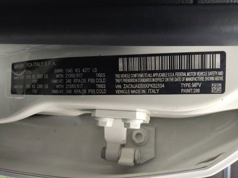 Used 2019 Jeep Renegade Latitude image 33