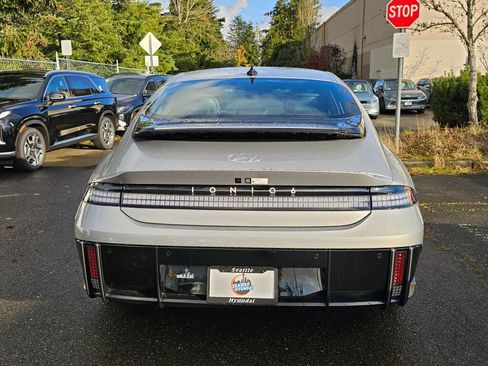 New 2025 Hyundai Ioniq 6 SEL image 4