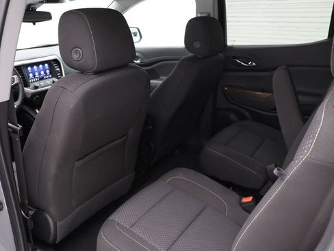 Used 2023 GMC Acadia SLE w/ Driver Convenience Package image 11