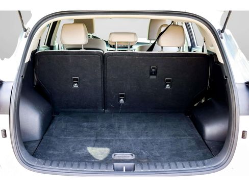 Used 2019 Hyundai Tucson SE image 23