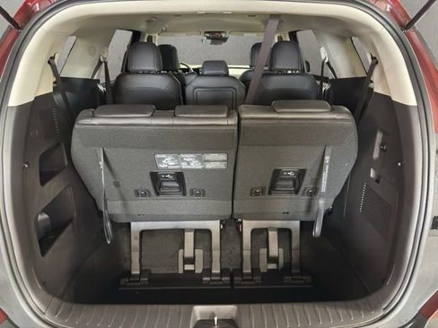New 2026 Kia Carnival LXS FWD image 14