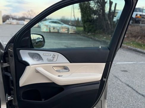 Used 2021 Mercedes-Benz GLE 450 4MATIC image 29