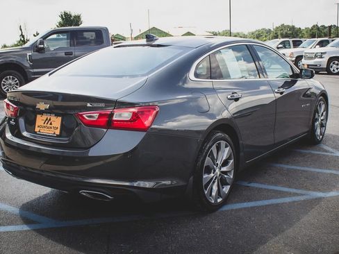 Used 2016 Chevrolet Malibu Premier w/ Driver Confidence Package II FWD image 13