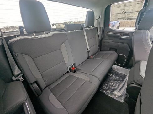 New 2026 GMC Sierra 1500 Elevation image 16